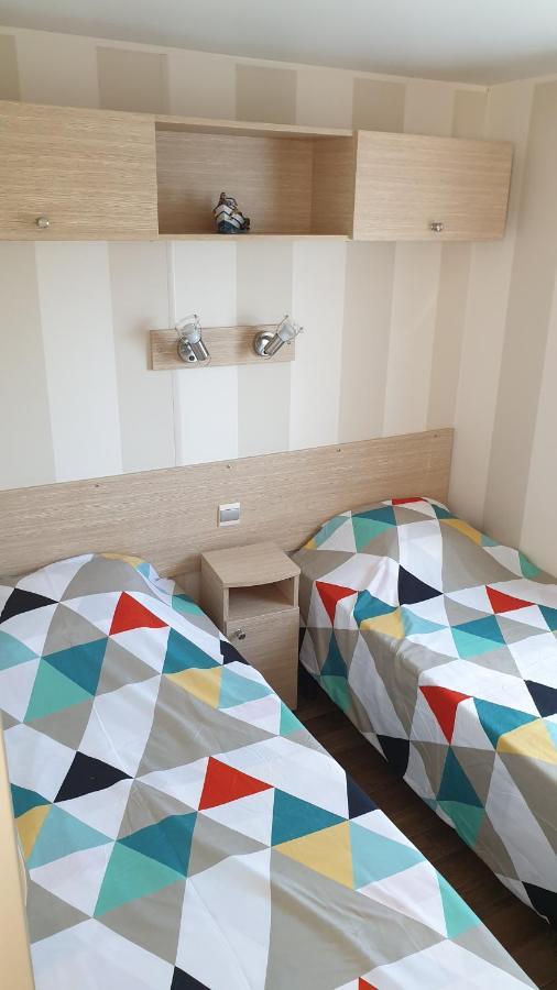 Sylvie Proprietaire Du Mobil-Home Сен-Пер-сюр-Мер Экстерьер фото