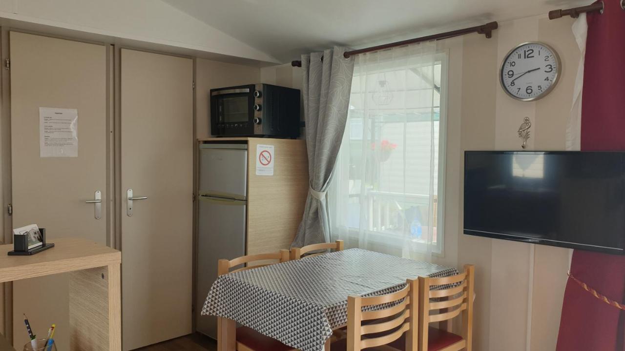 Sylvie Proprietaire Du Mobil-Home Сен-Пер-сюр-Мер Экстерьер фото